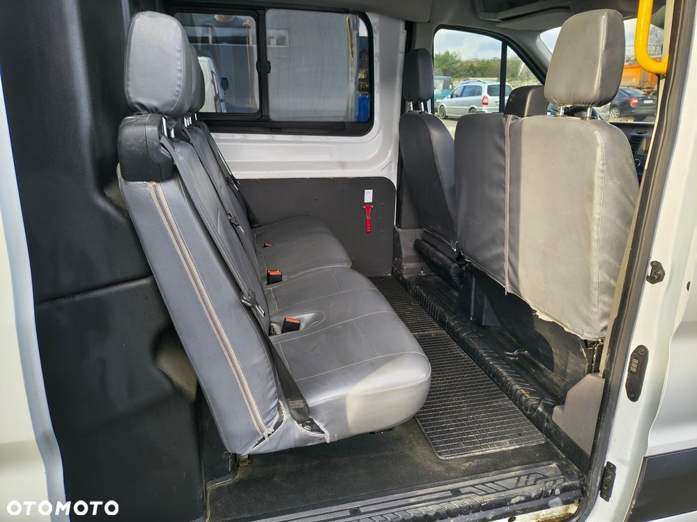Ford Transit - 9