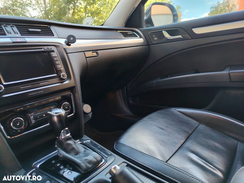 Skoda Superb 2.0 TDI Elegance - 14