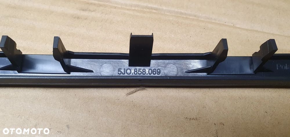 Ramka radia konsoli dekor Skoda Roomster 5J0858069 - 5