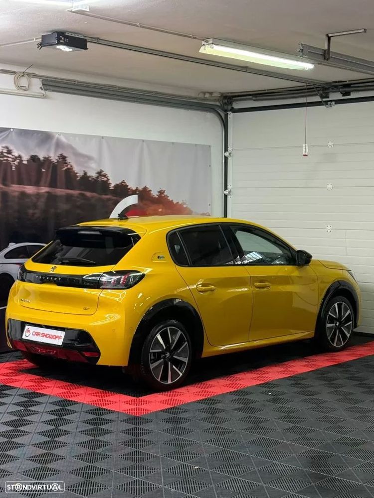 Peugeot e-208 50 kWh GT - 5