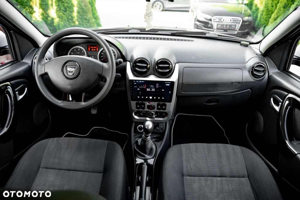 Dacia Duster 1.6 16V 4x4 - 27