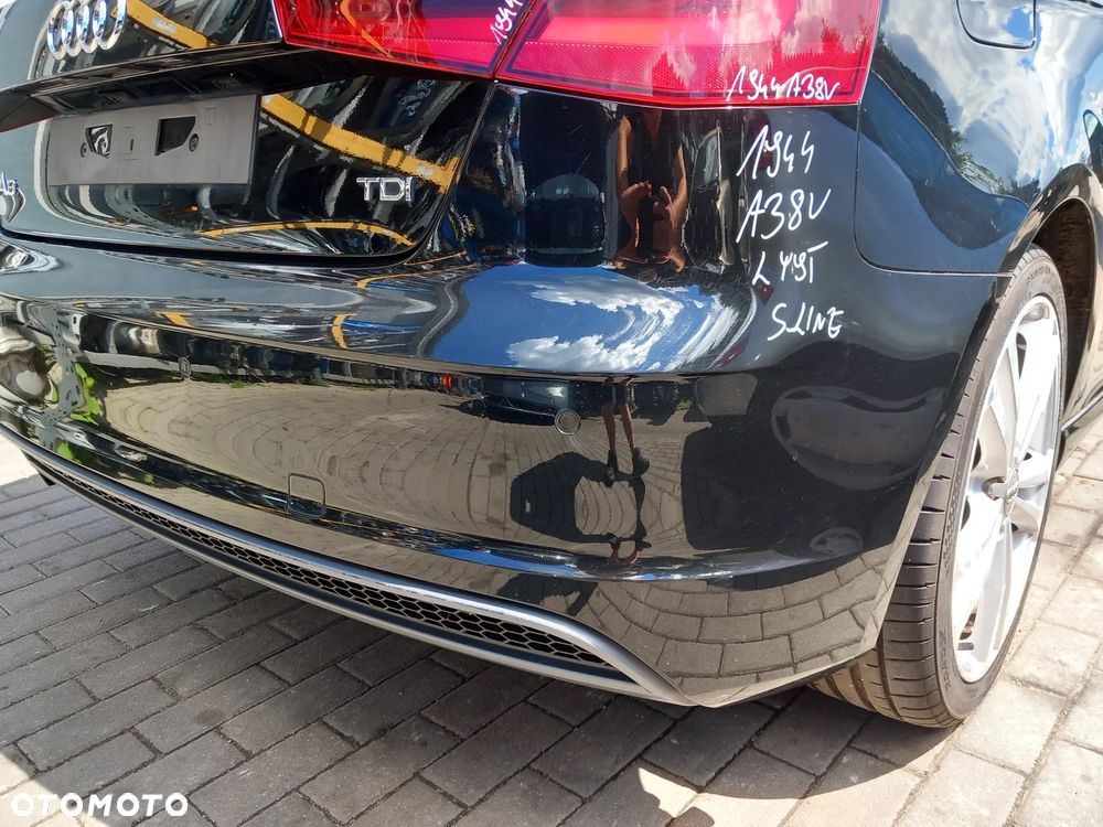 AUDI A3 8V ZDERZAK TYLNY TYŁ S-LINE PARKTRONIC PDC KOLOR: LY9T - 3