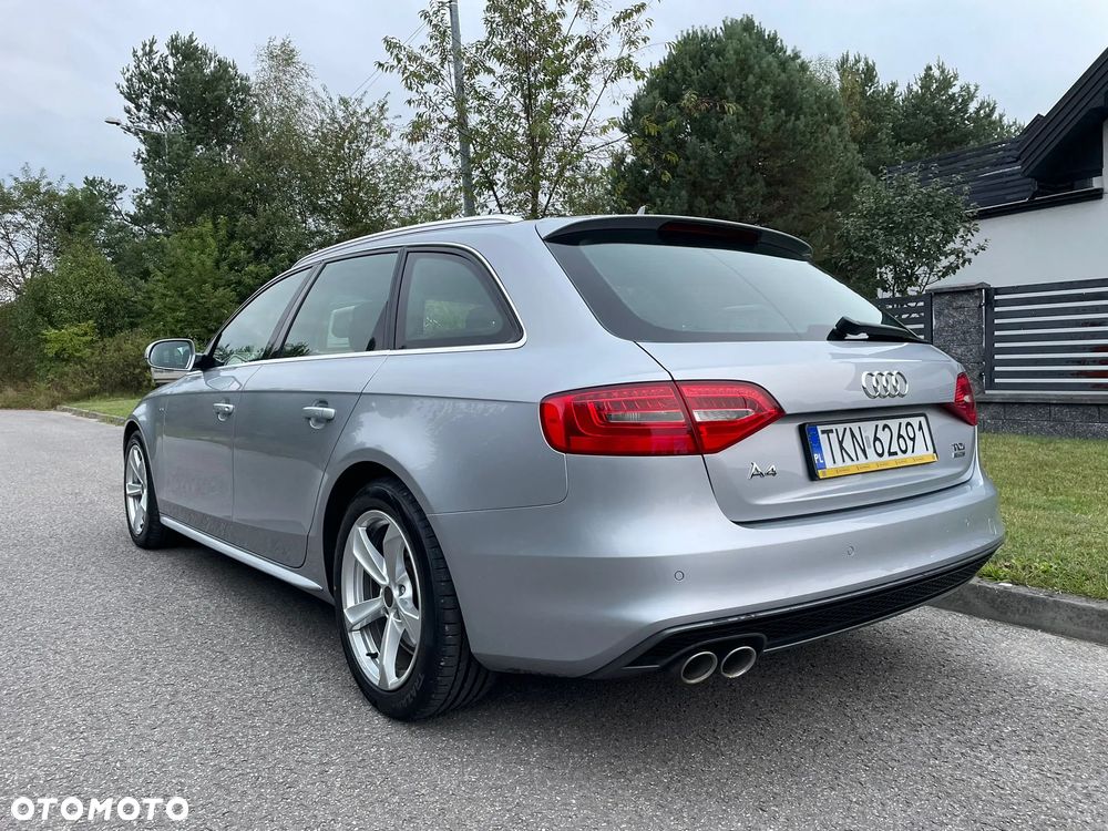 Audi A4 Avant - 30
