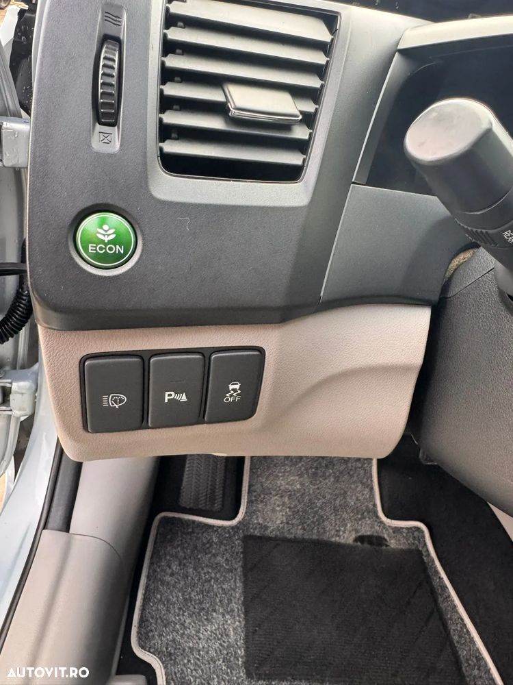 Honda Civic 1.8 ES - 15