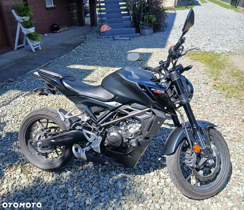 Honda CB - 7
