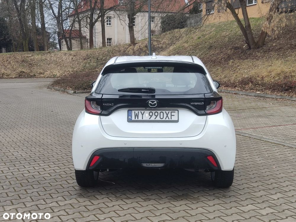 Mazda 2 Hybrid - 10