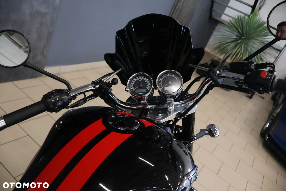 Triumph Rocket - 15