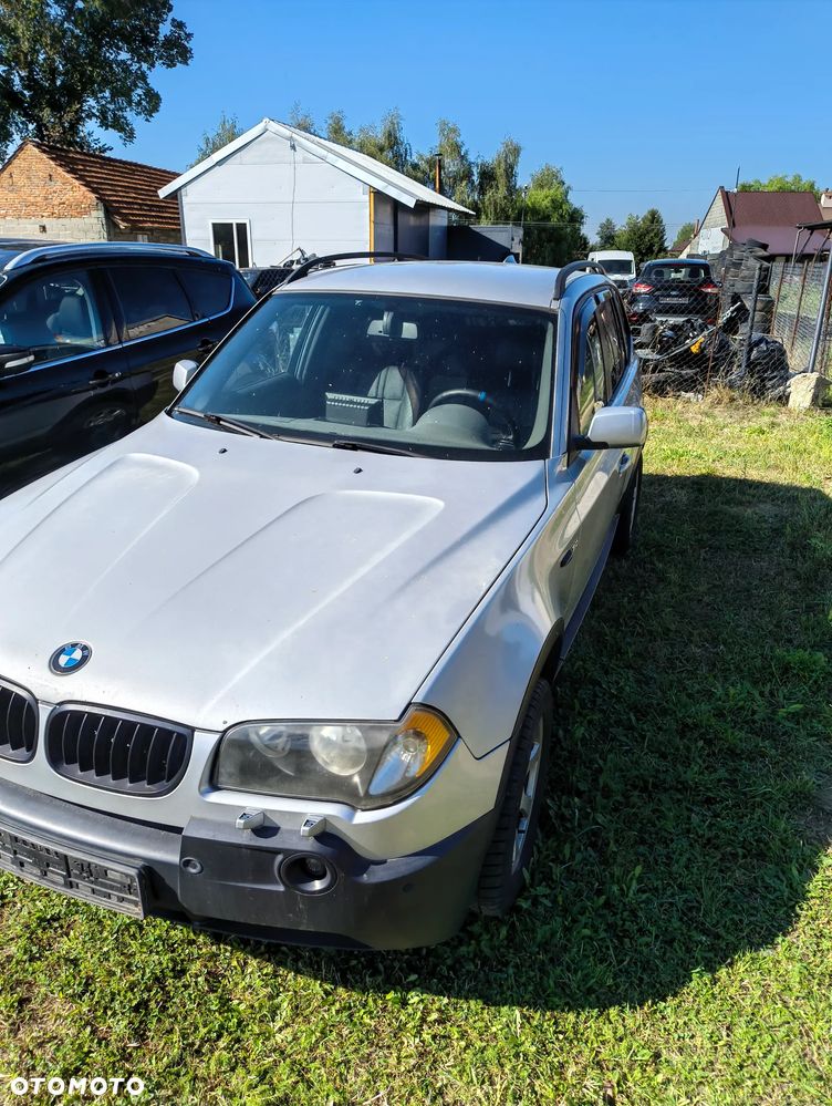 BMW X3 3.0i - 4
