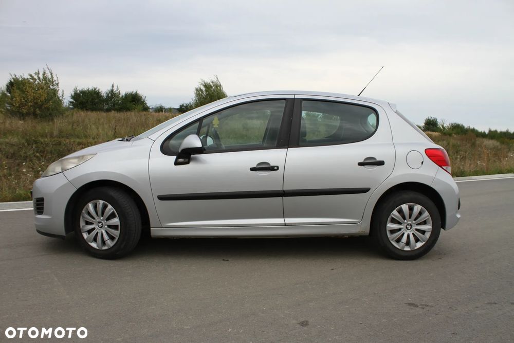 Peugeot 207 1.4 HDi Trendy Euro5 - 12