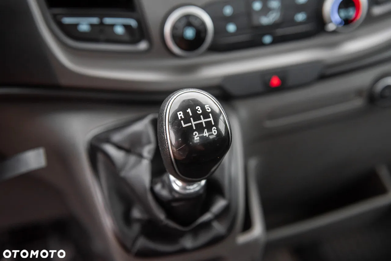 Ford Transit - 17