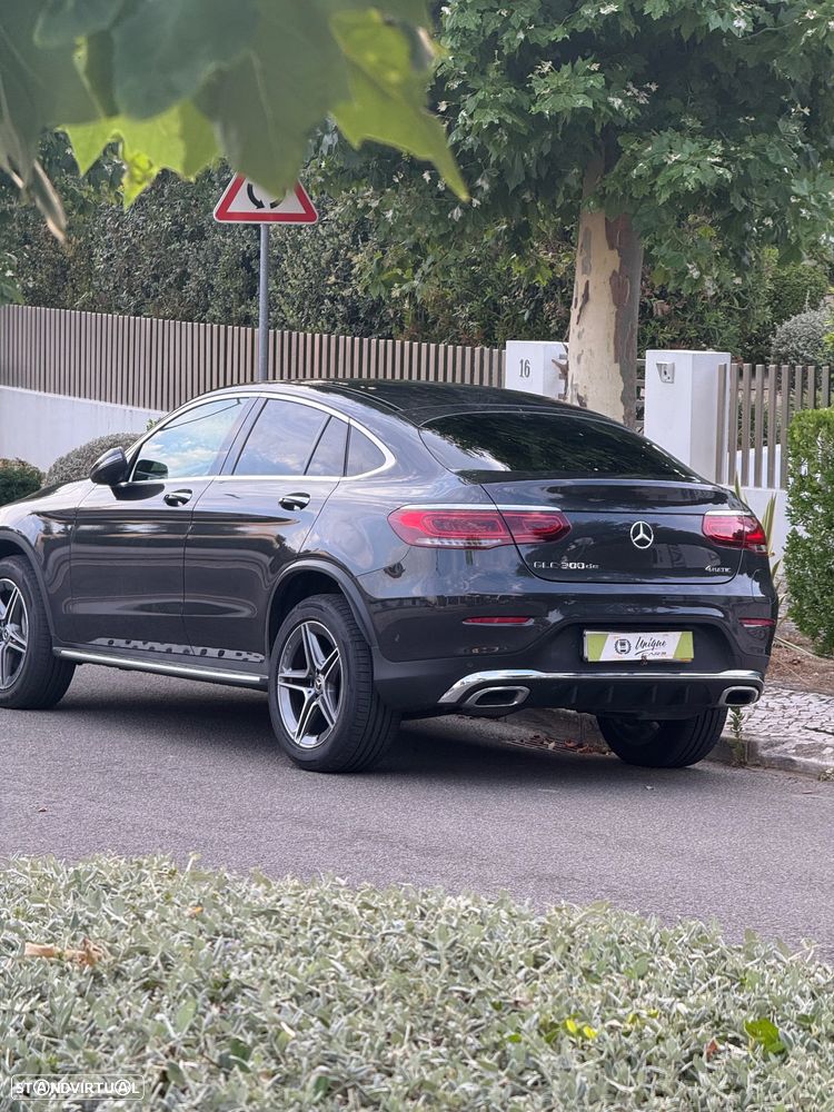 Mercedes-Benz GLC 300 de Coupe 4Matic 9G-TRONIC AMG Line - 33