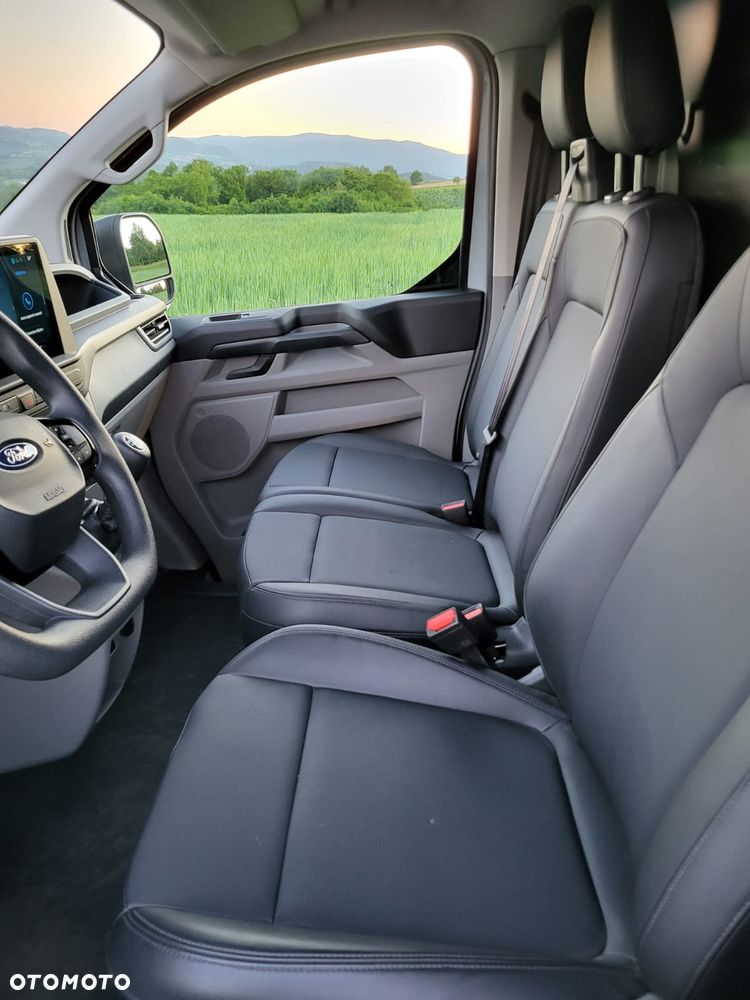 Ford TRANSIT CUSTOM II - 27