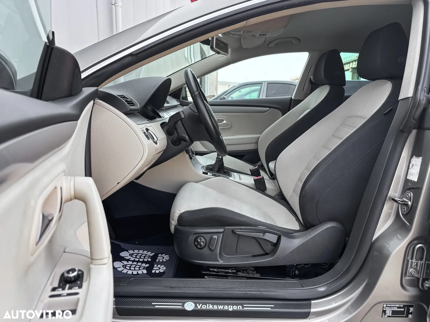 Volkswagen Passat - 8