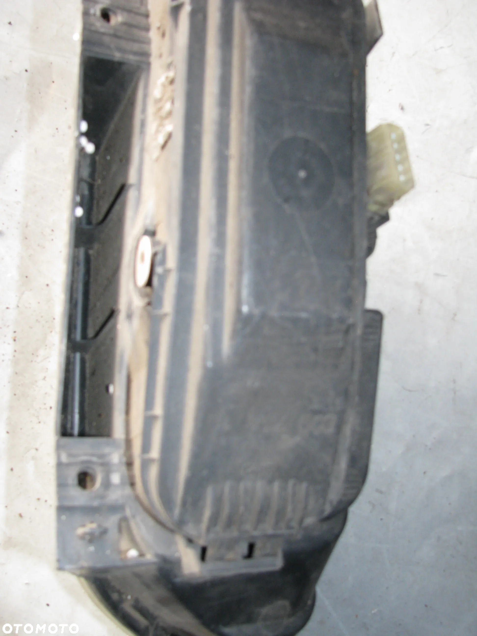 CITROEN XANTIA LAMPA PRZEDNIA  PRAWA - 9