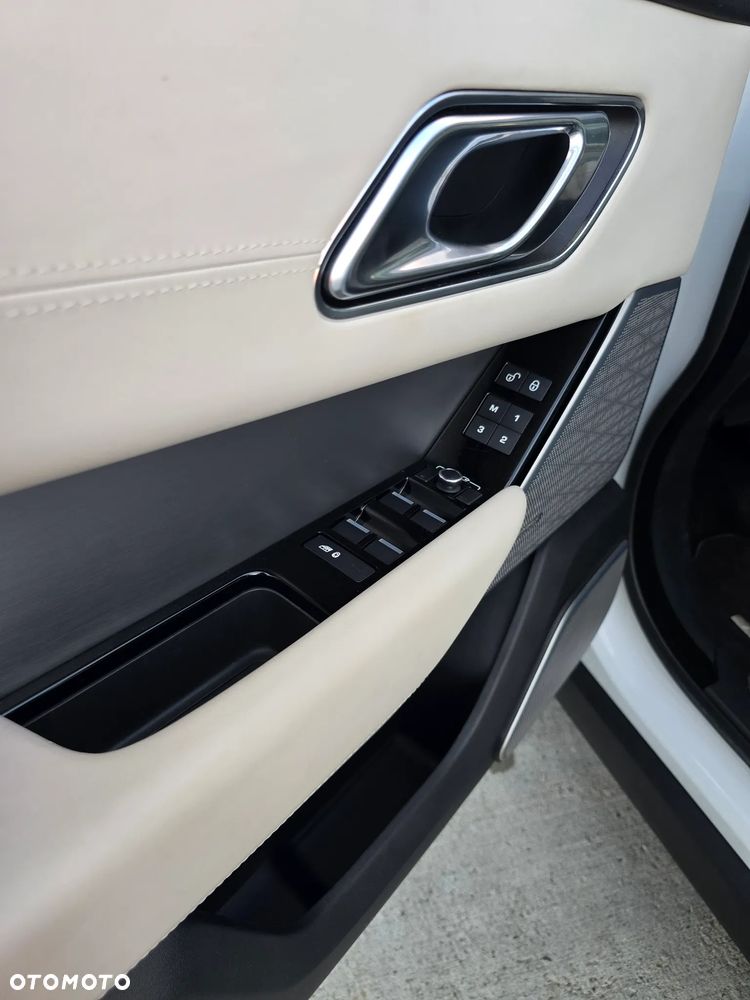 Land Rover Range Rover Velar - 17
