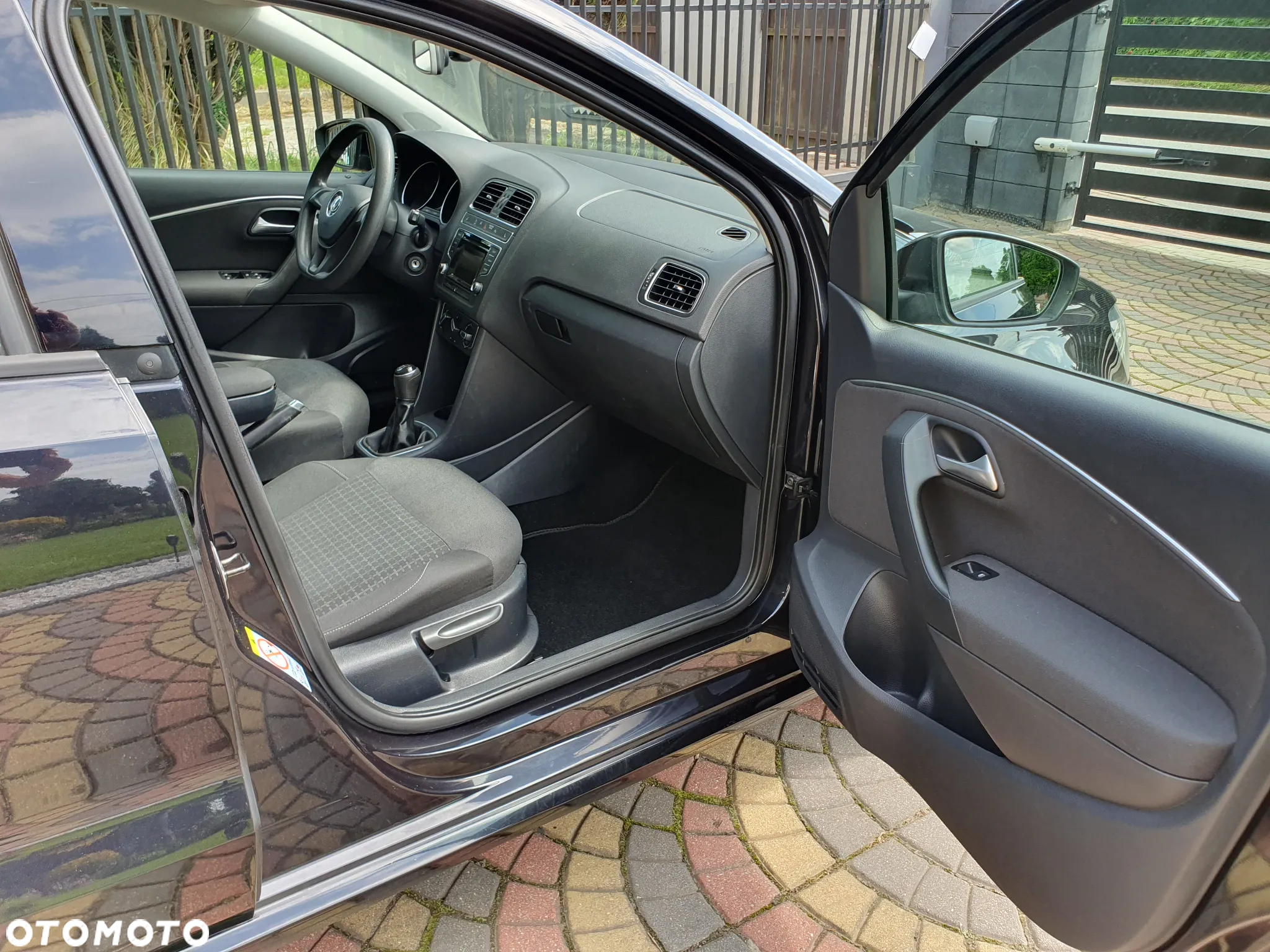 Volkswagen Polo 1.0 (Blue Motion Technology) Comfortline - 16