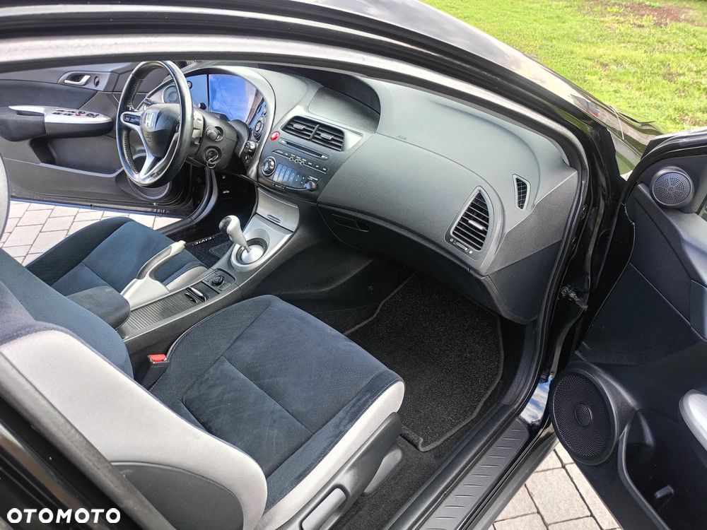 Honda Civic 1.4 Comfort - 28