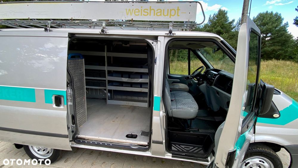 Ford Transit - 11