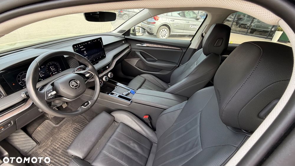 Skoda Superb 2.0 TDI SCR 4x4 L&K DSG - 7