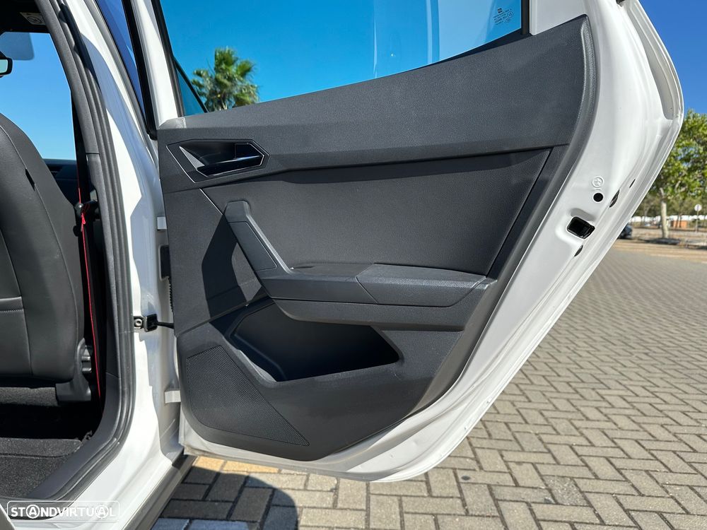 SEAT Arona 1.0 TSI FR - 23