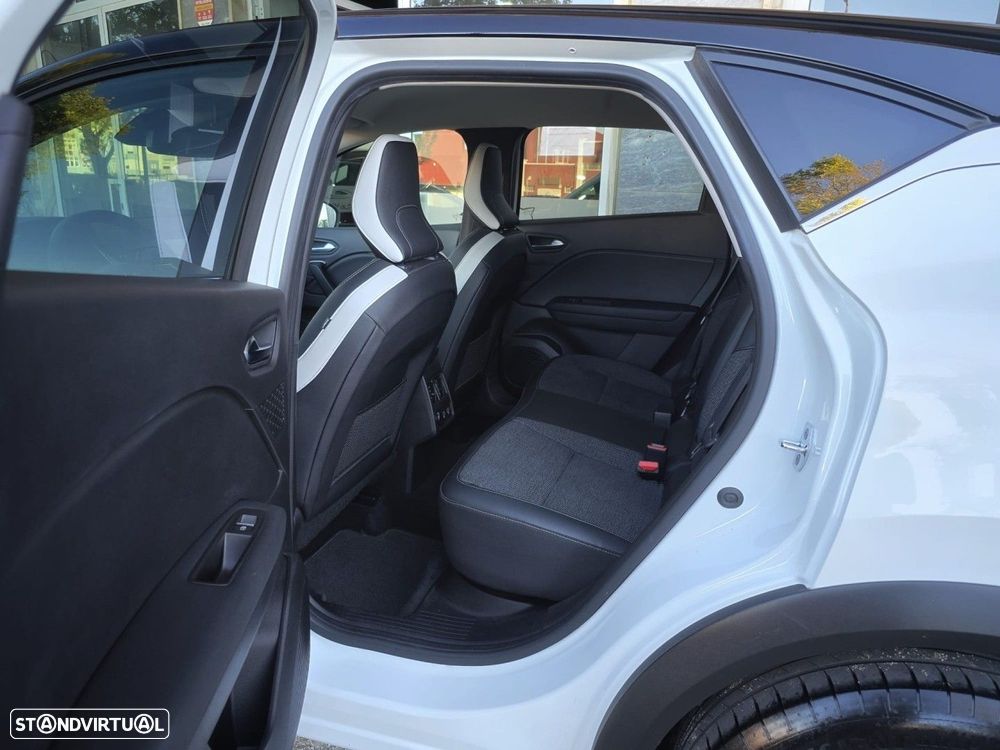 Renault Captur 1.0 TCe Techno Bi-Fuel - 8