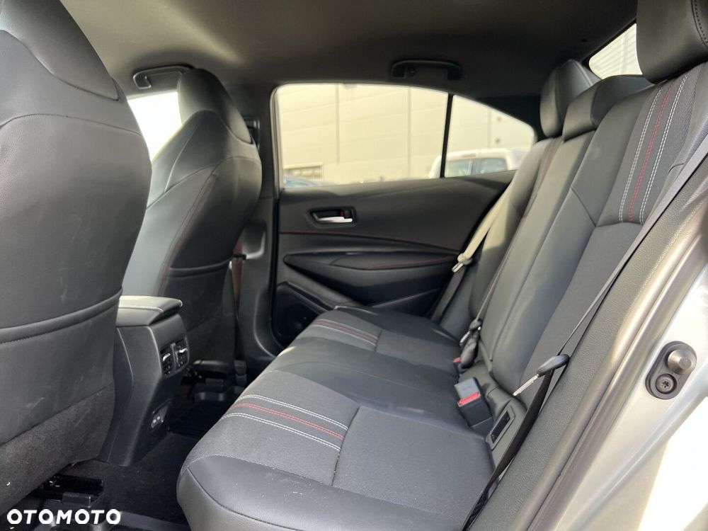Toyota Corolla 1.8 Hybrid GR Sport - 11