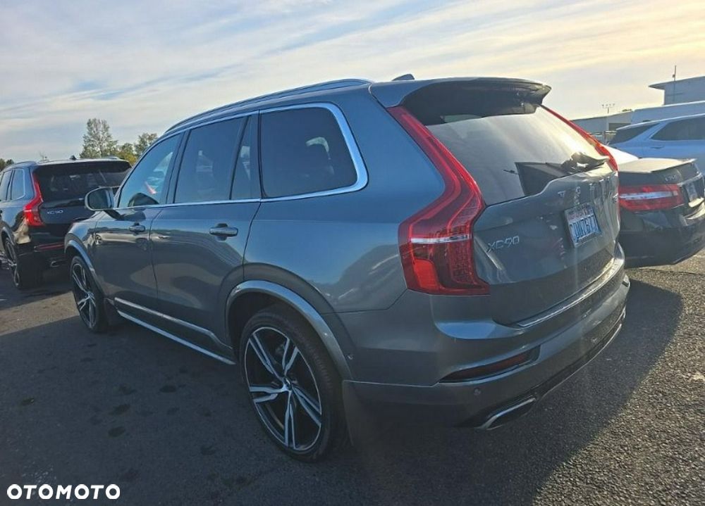 Volvo XC 90 - 5