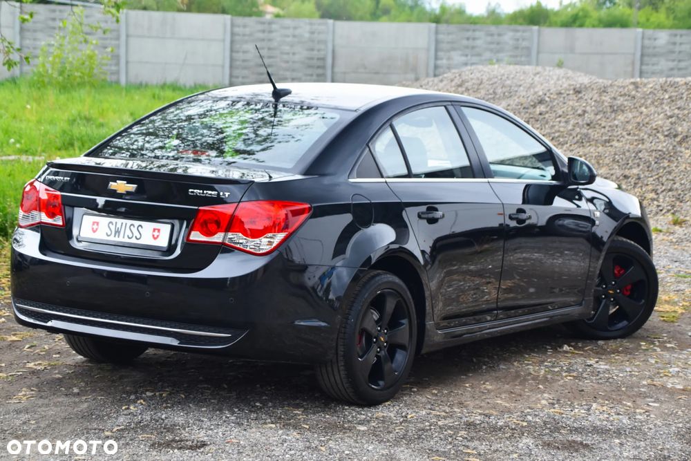 Chevrolet Cruze 1.8 LT - 28