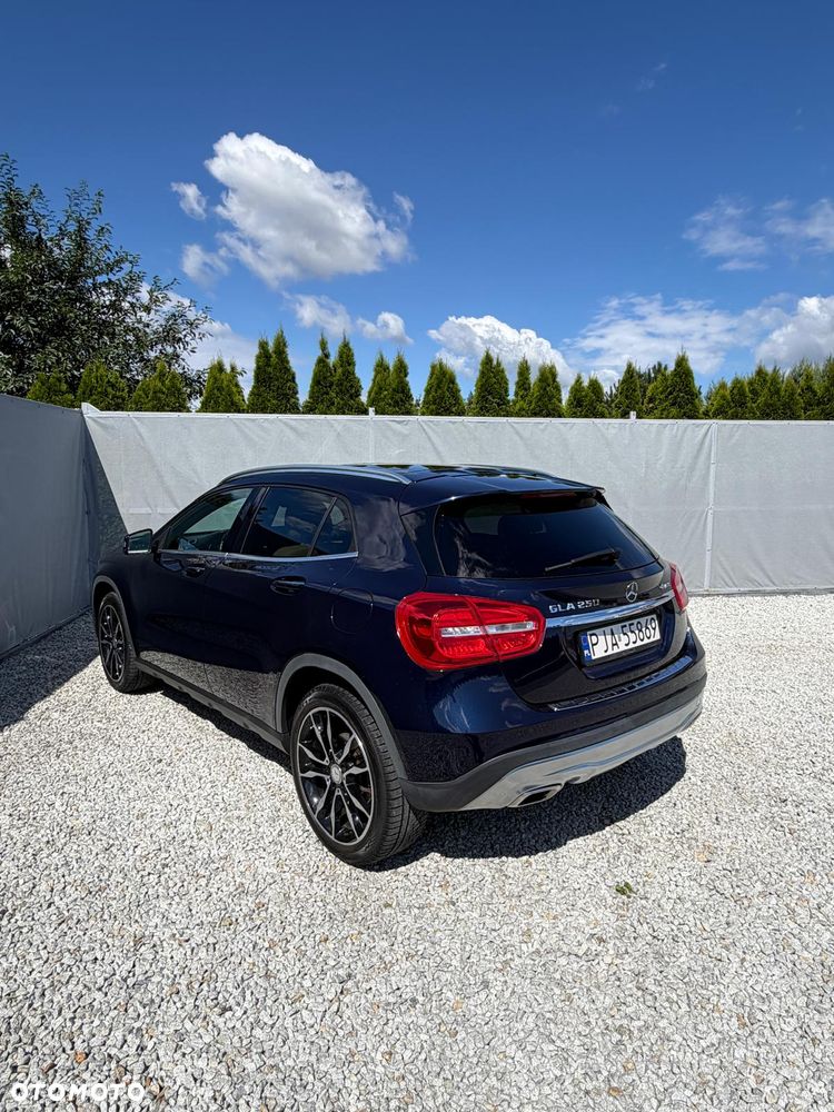 Mercedes-Benz GLA 250 7G-DCT Style - 9