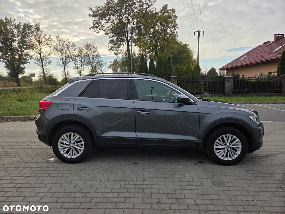 Volkswagen T-Roc - 2