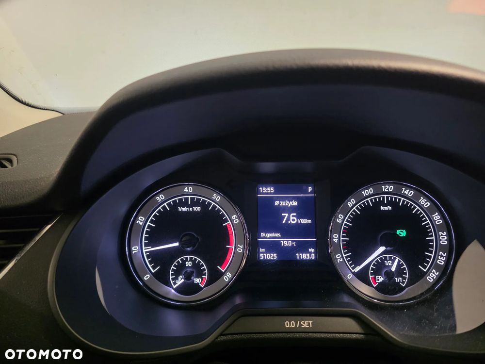Skoda Octavia 1.8 TSI 4x4 Style DSG - 6