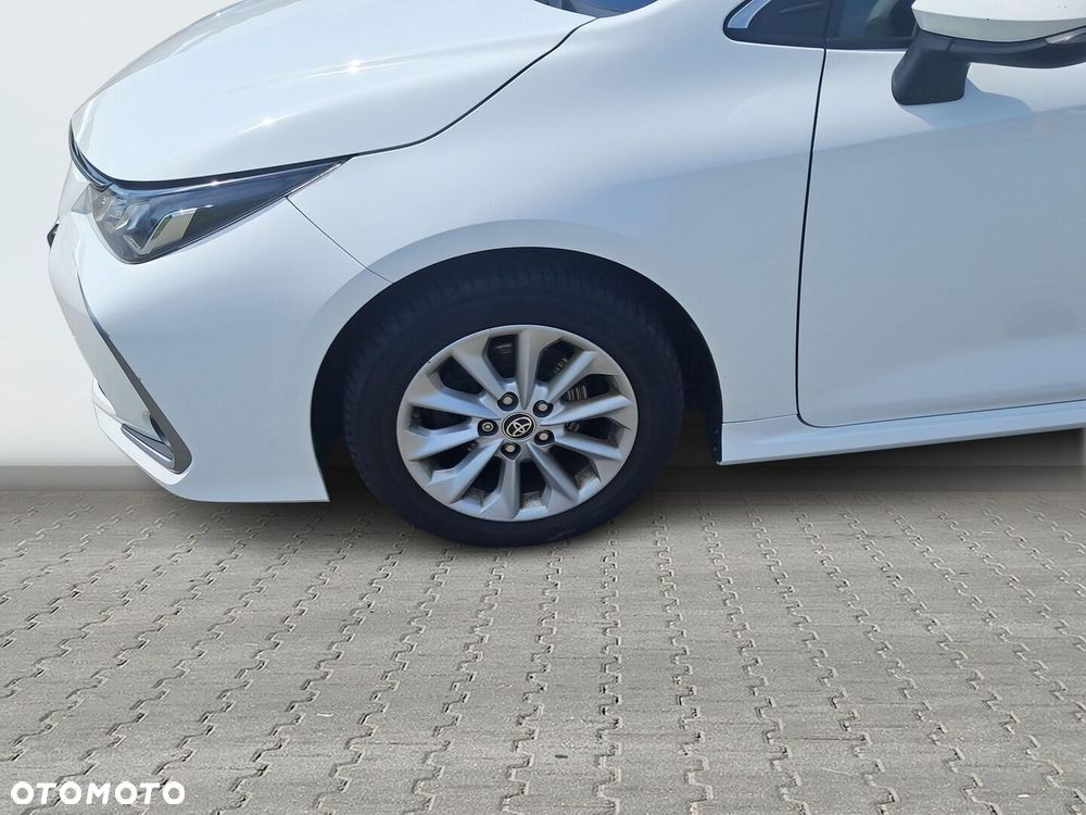 Toyota Corolla - 25
