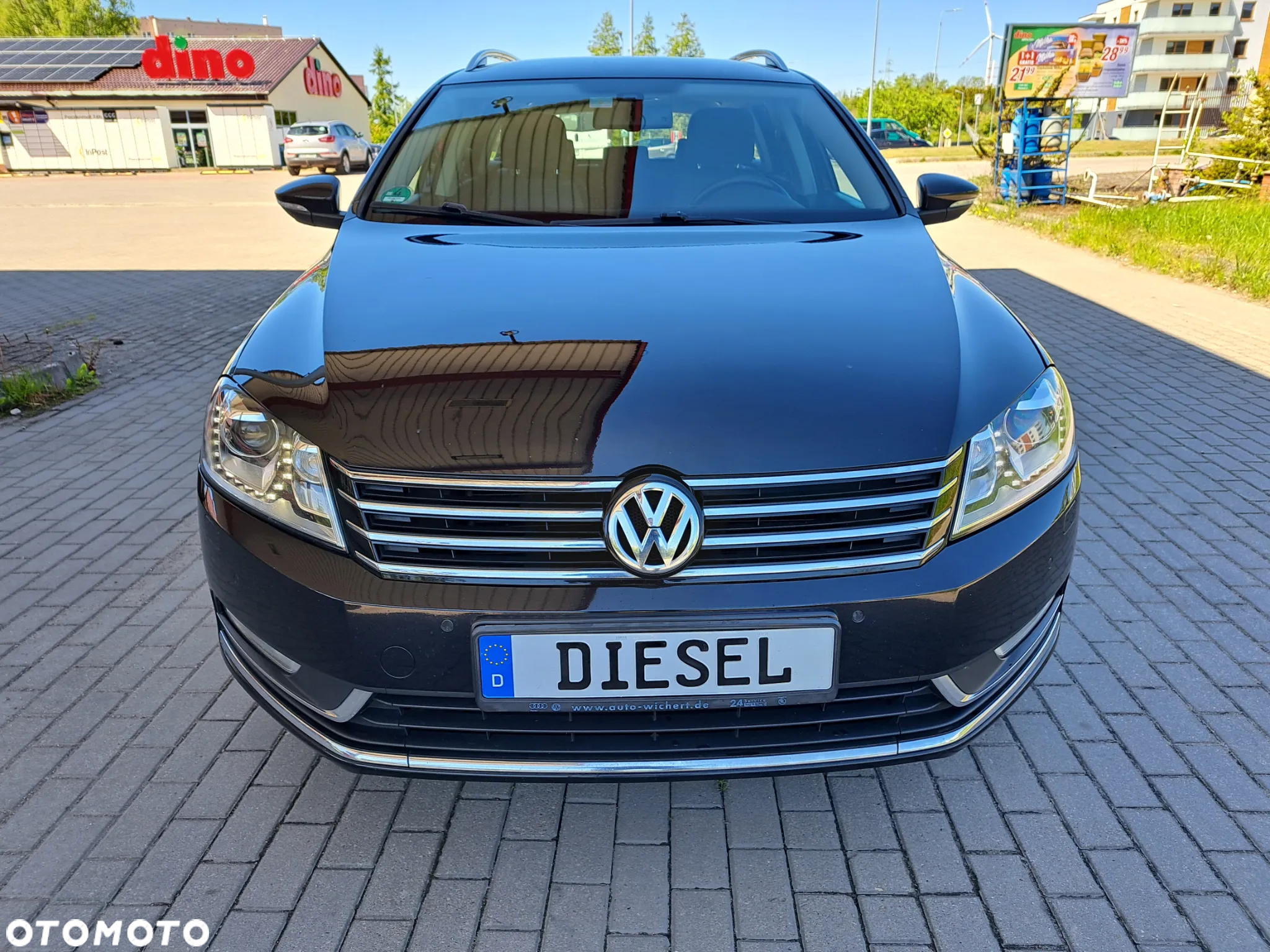 Volkswagen Passat - 4