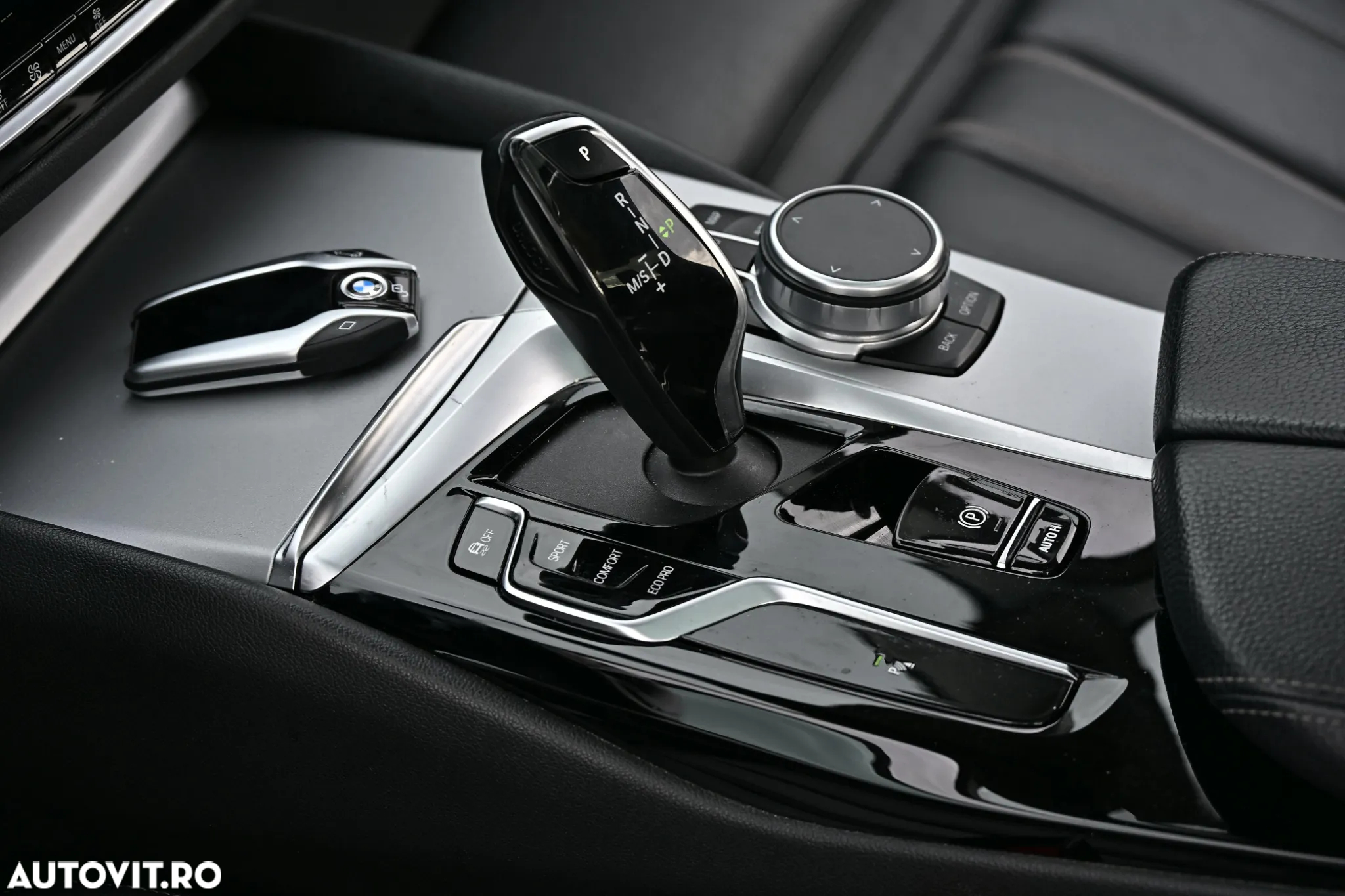 BMW Seria 5 530d xDrive Aut. Luxury Line - 24