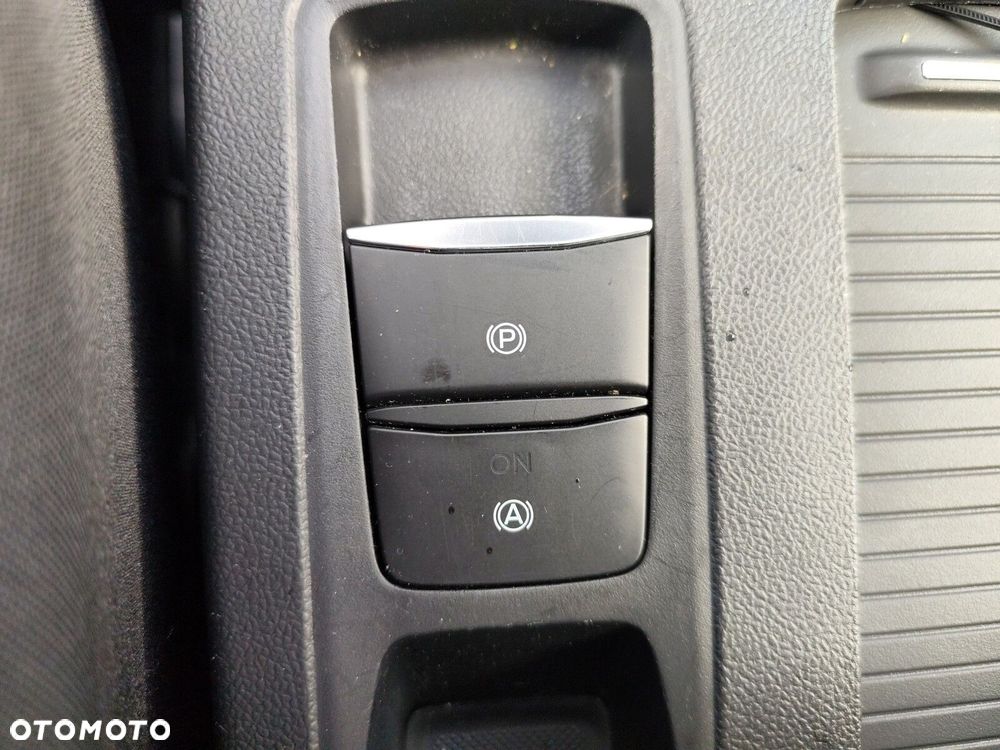 Ford Focus - 25