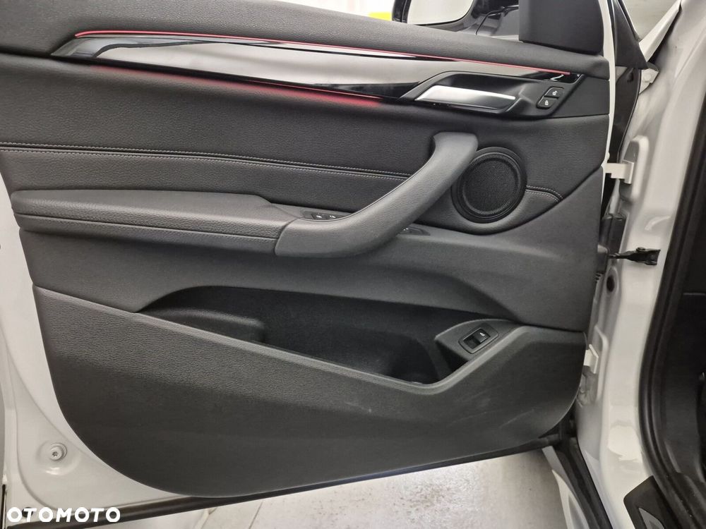 BMW X1 sDrive18i xLine sport - 12