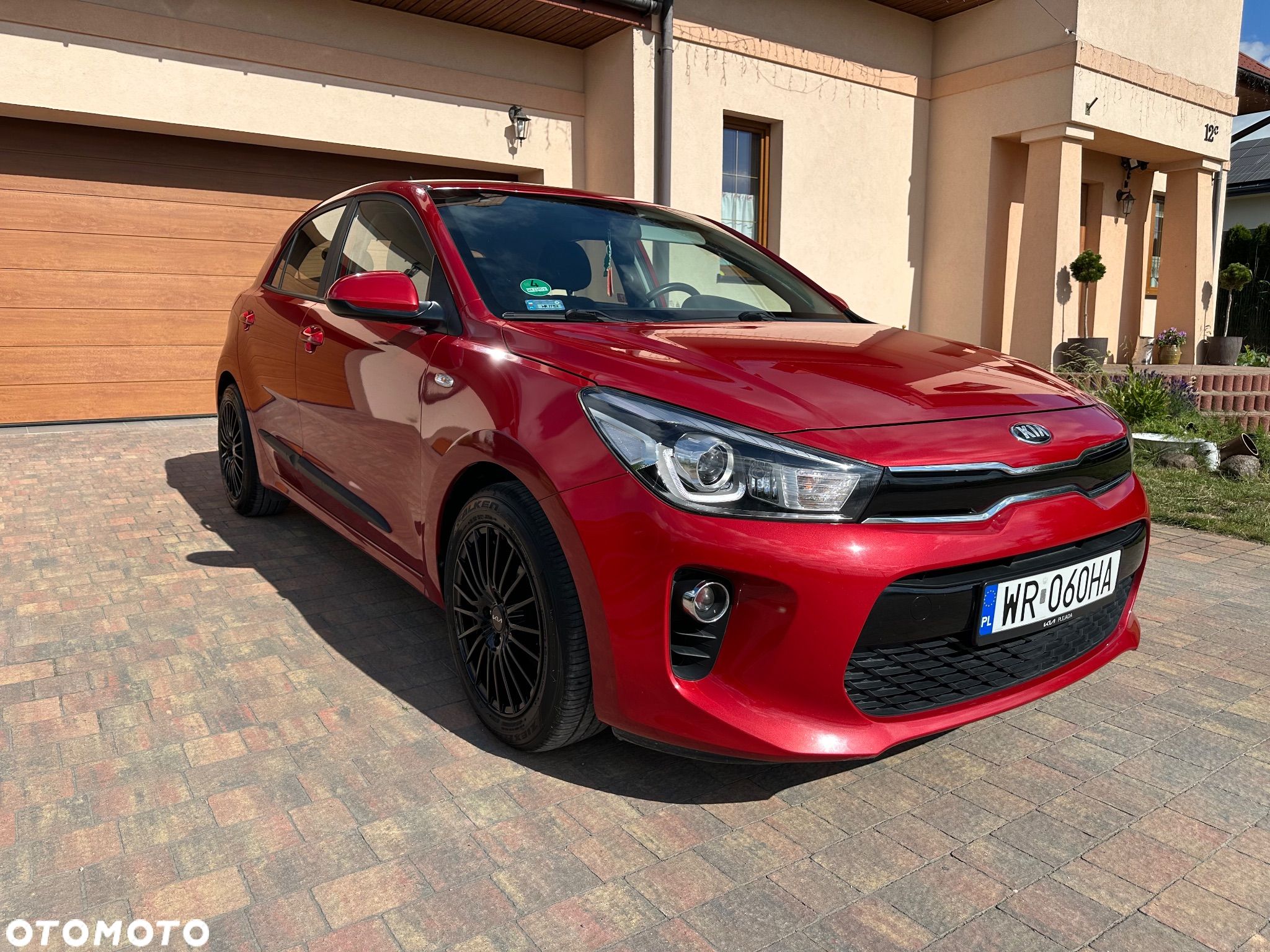 Kia Rio 1.2 L - 1