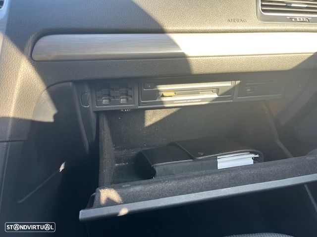 VW Golf Variant 1.6 TDi GPS Edition - 8