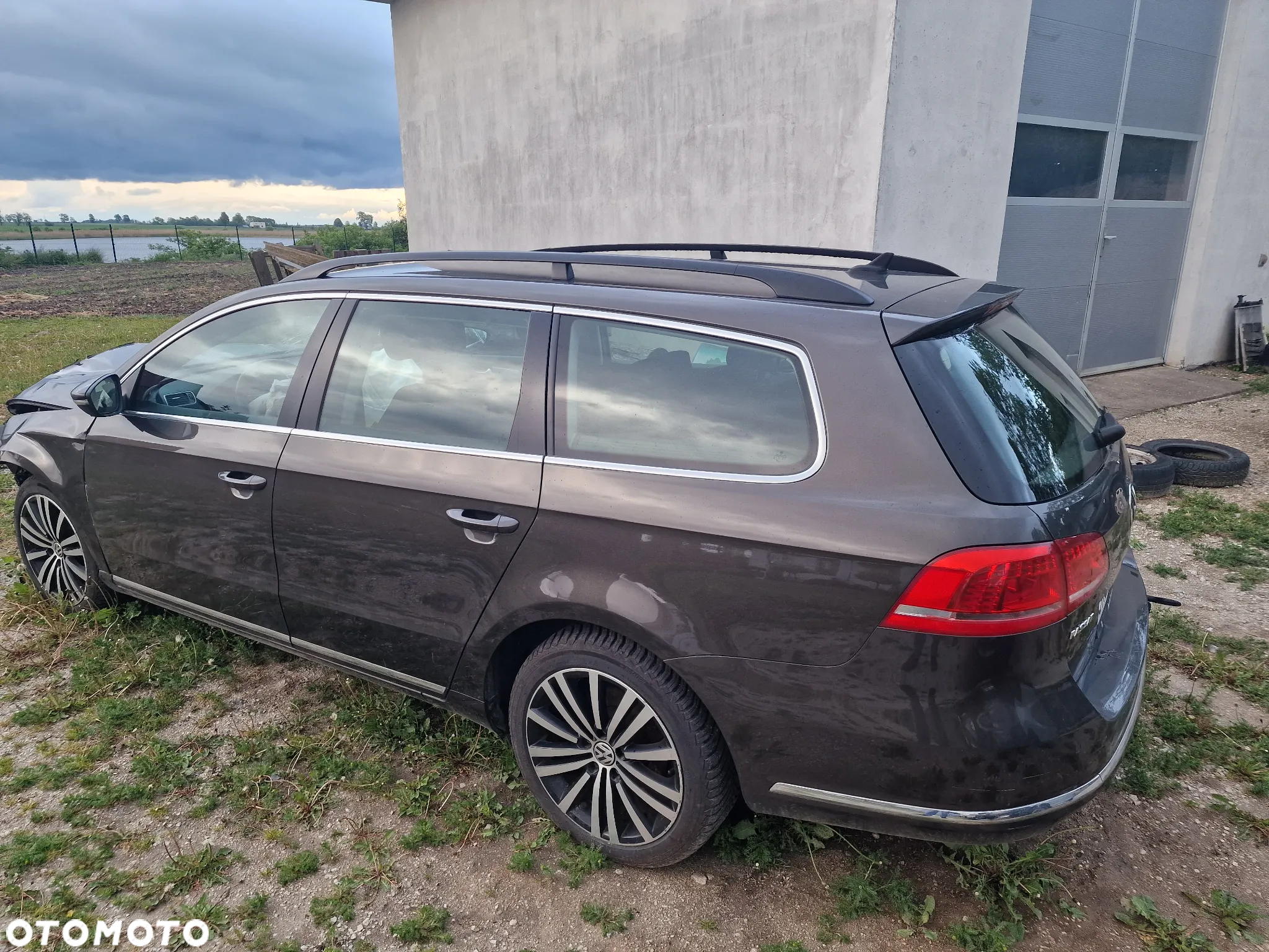Volkswagen Passat 2.0 TDI Comfortline DSG - 2