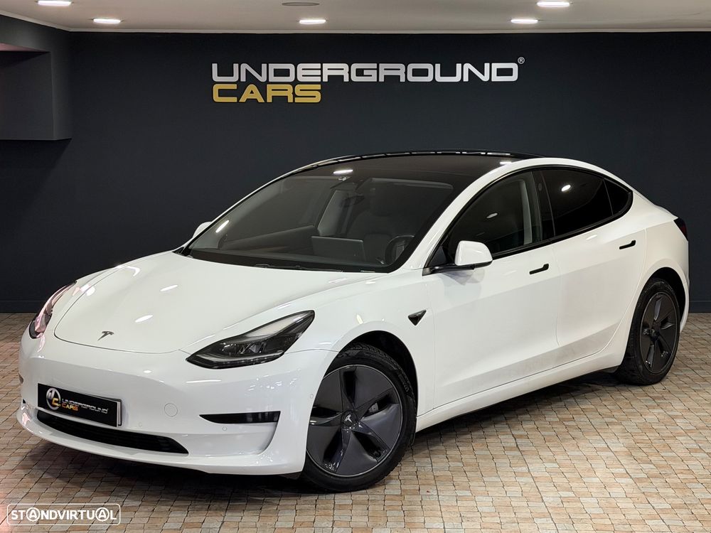 Tesla Model 3 Standard Range Plus RWD - 1