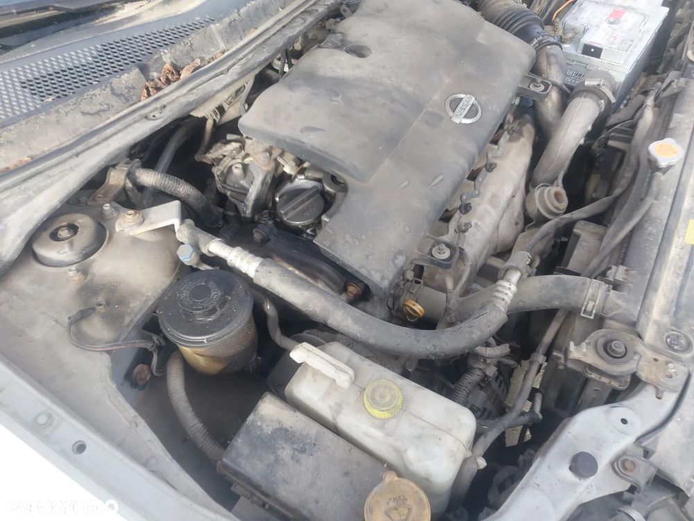 Nissan Primera P12 Hatchback 3 III silnik kompletny 2.2 DTI DCI 93KW 126KM YD22DDT YD22 turbina wtryski pompa paliwa wtryskowa drzwi klapa zderzak maska lusterko srebrne srebrny skrzynia biegów sprzęgło alternator maglownica mcperson sanki belka zawieszenia szyba konsola panel sterownik radio wyświetlacz moduł wiązka lampa reflektor podsufitka osłona przewód mechanizm hak holowniczy felgi przekaźnik przełącznik kierownica fotel lusterko klamka zamek zacisk hamulcowy NA CZĘŚCI WSZYSTKIE CZĘŚCI - 18