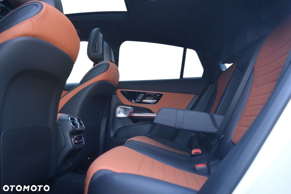 Mercedes-Benz GLC - 8