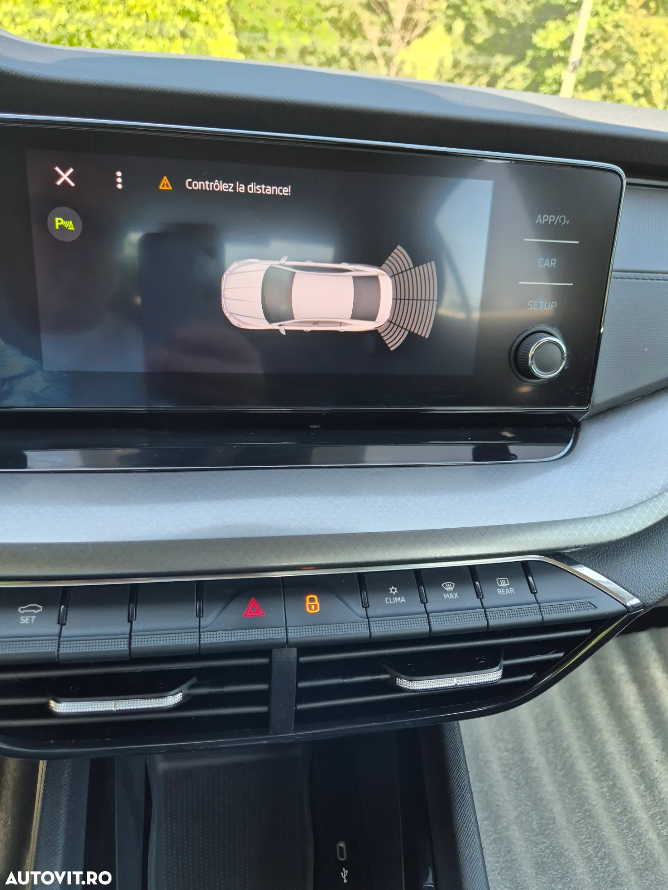 Skoda Octavia 2.0 TDI DSG Ambition - 20