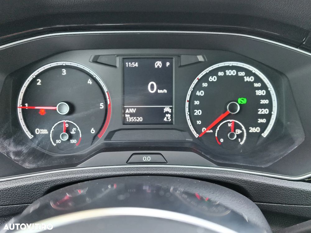 Volkswagen T-Roc 2.0 TDI SCR 4MOTION DSG Style - 13