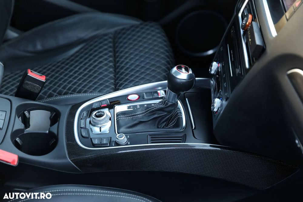 Audi SQ5 - 25