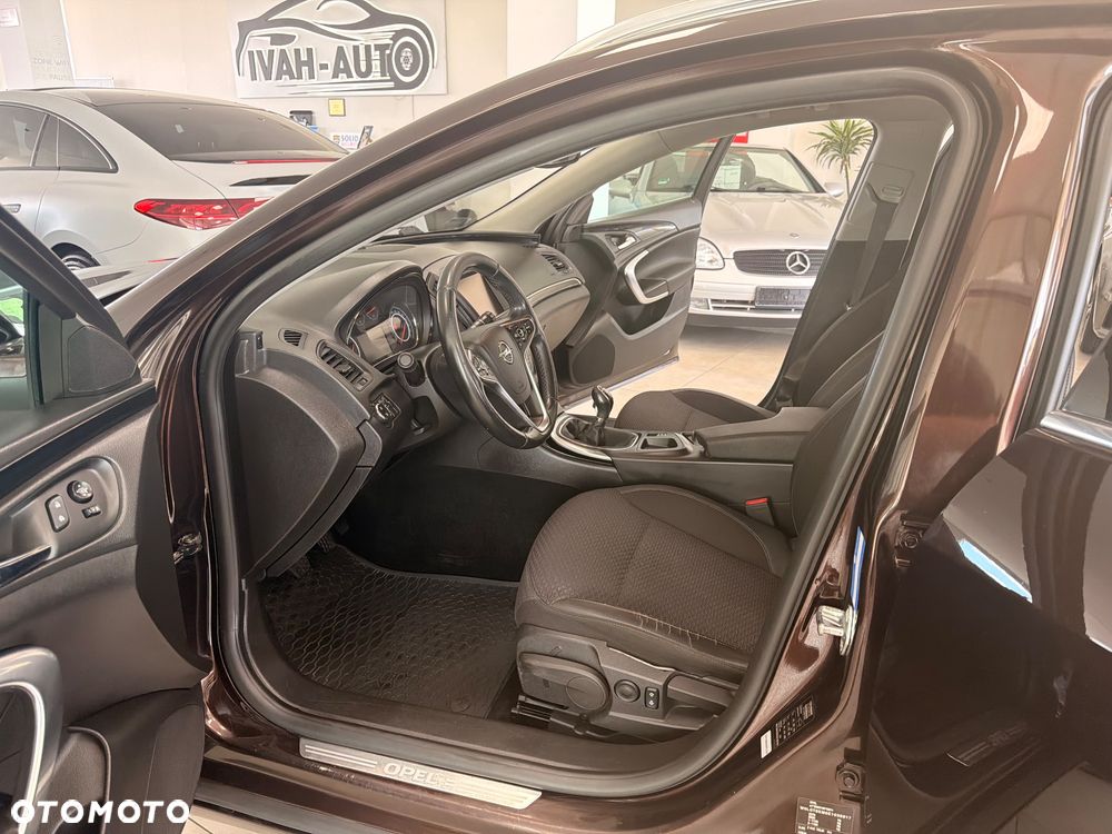 Opel Insignia - 18