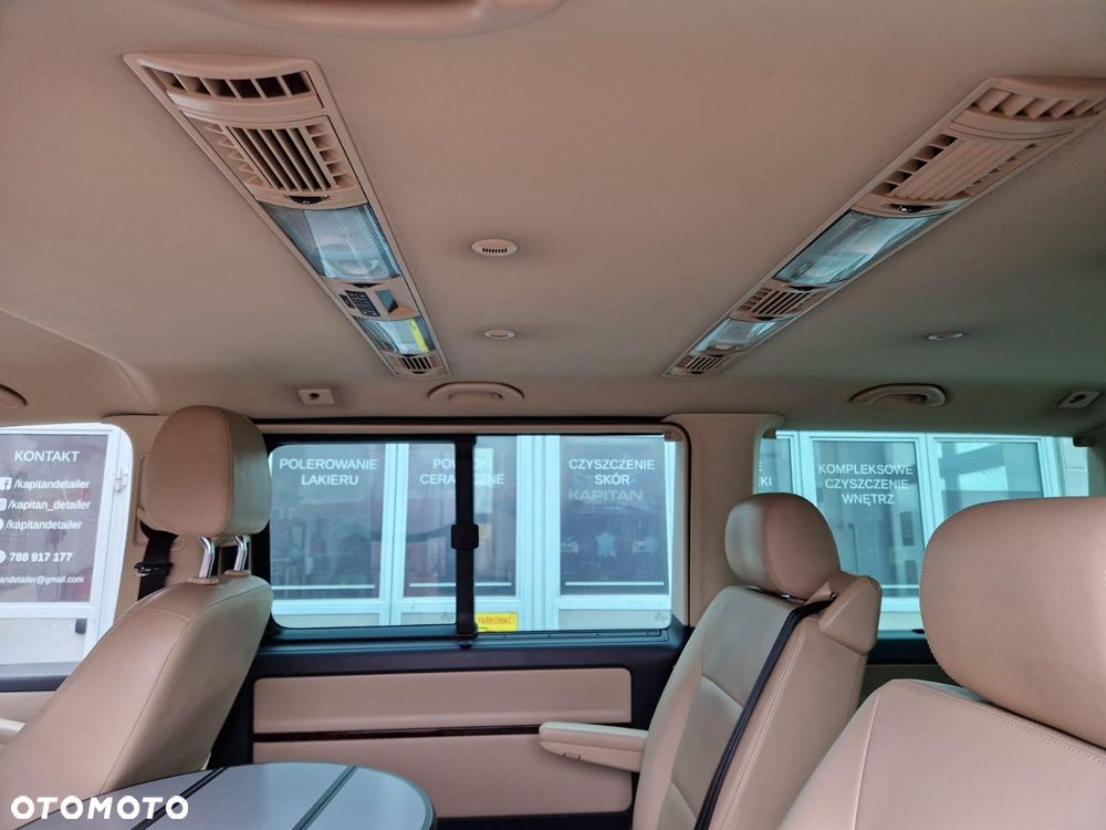 Volkswagen Multivan - 14