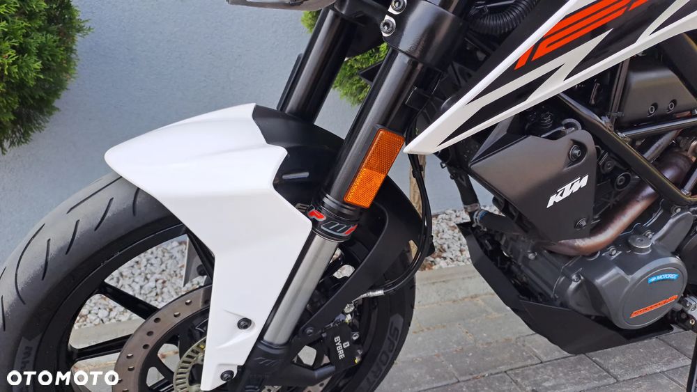 KTM Duke - 33