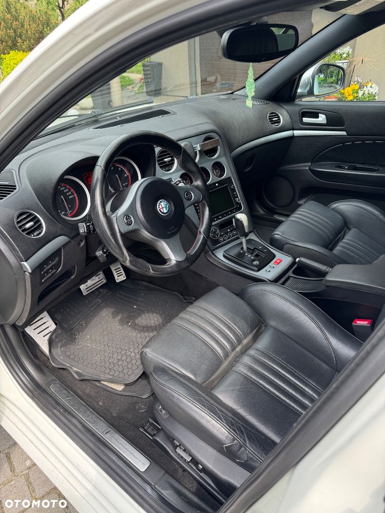 Alfa Romeo 159 2.4 JTDM 20V DPF Q-Tronic ti - 11