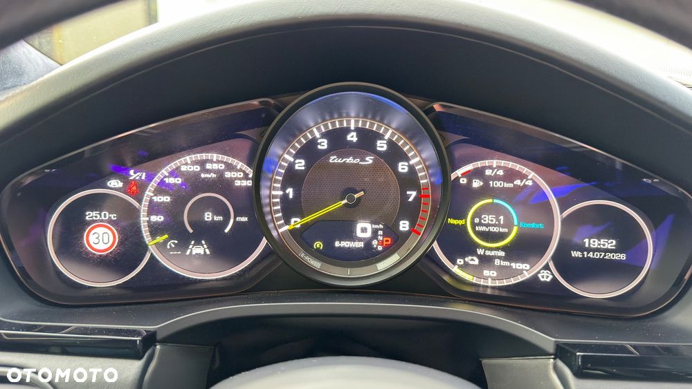 Porsche Cayenne - 16